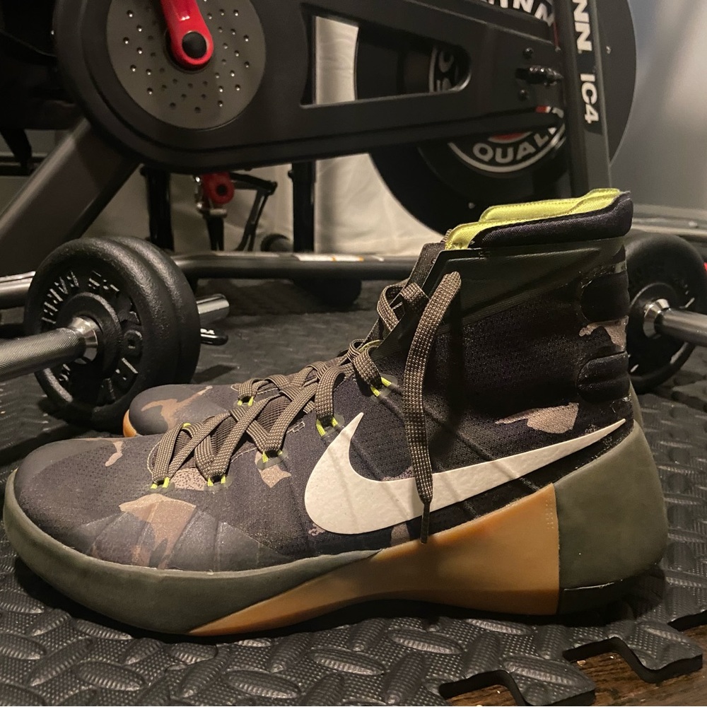 Size 13 - Nike Hyperdunk 2015 Premium Camo Cargo Khaki